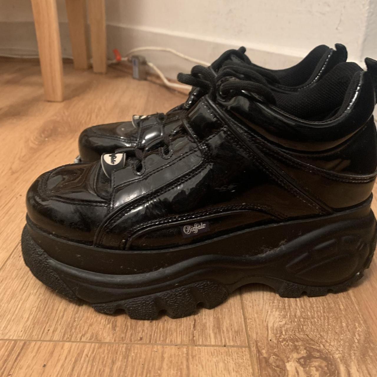 black buffalo platform shoes