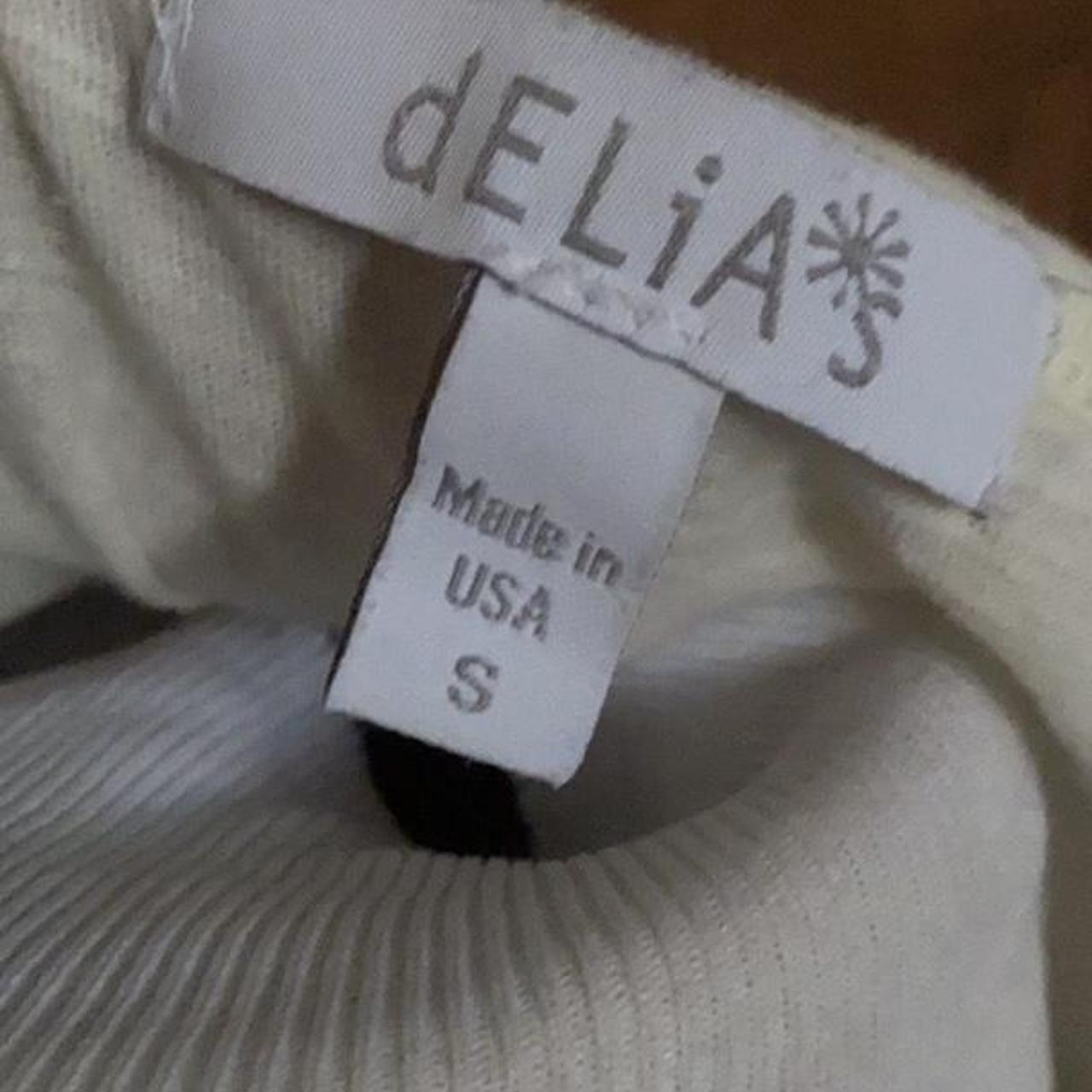 Delia's Women's Cream and White T-shirt (3)