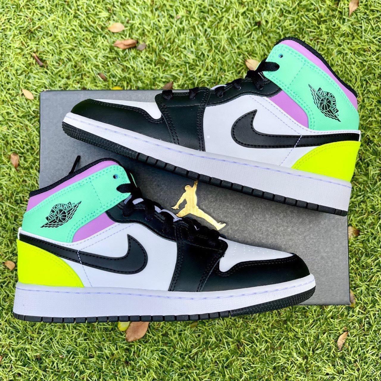 nike air jordan 1 mid original