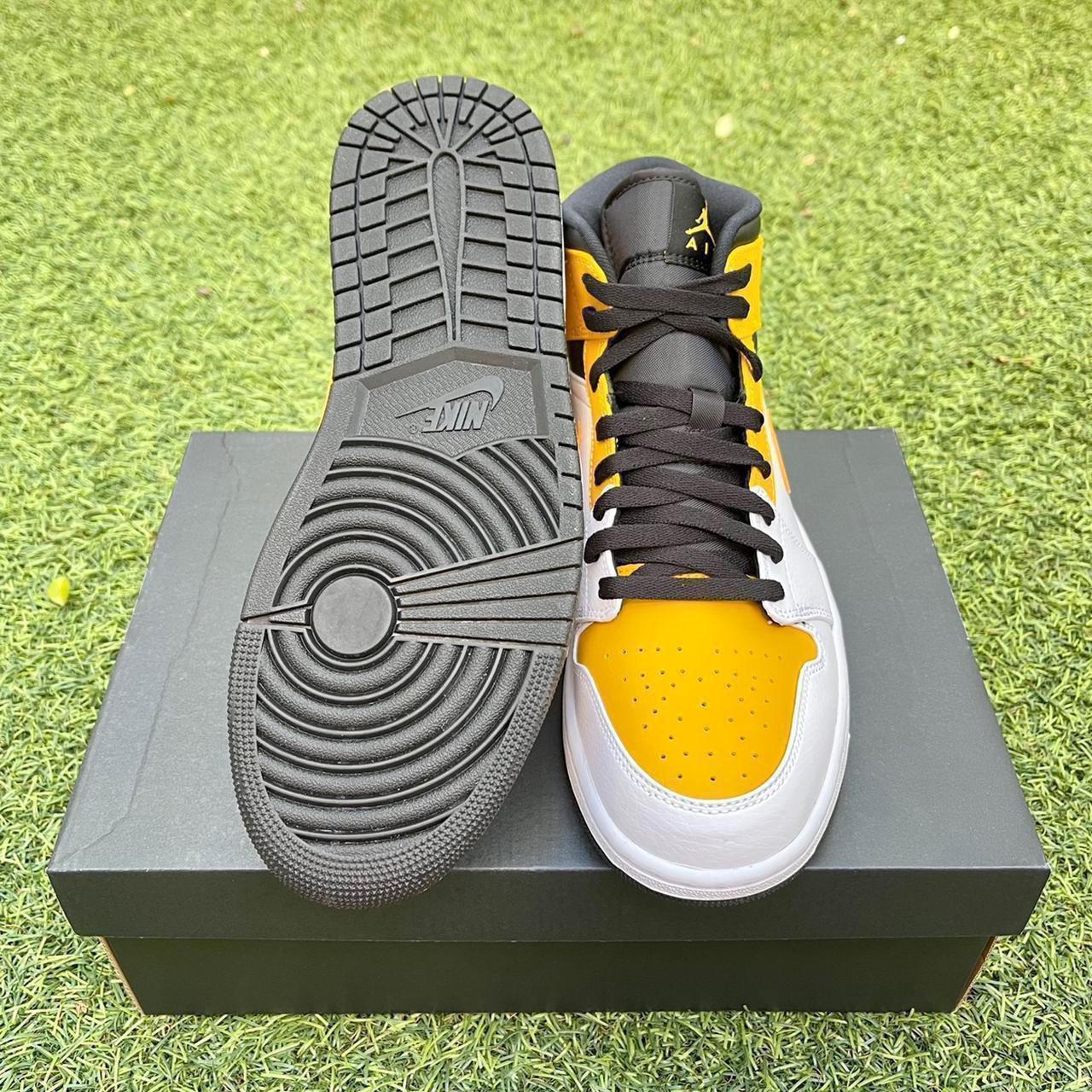 Product Image 4 - Nike Air Jordan 1 Mid