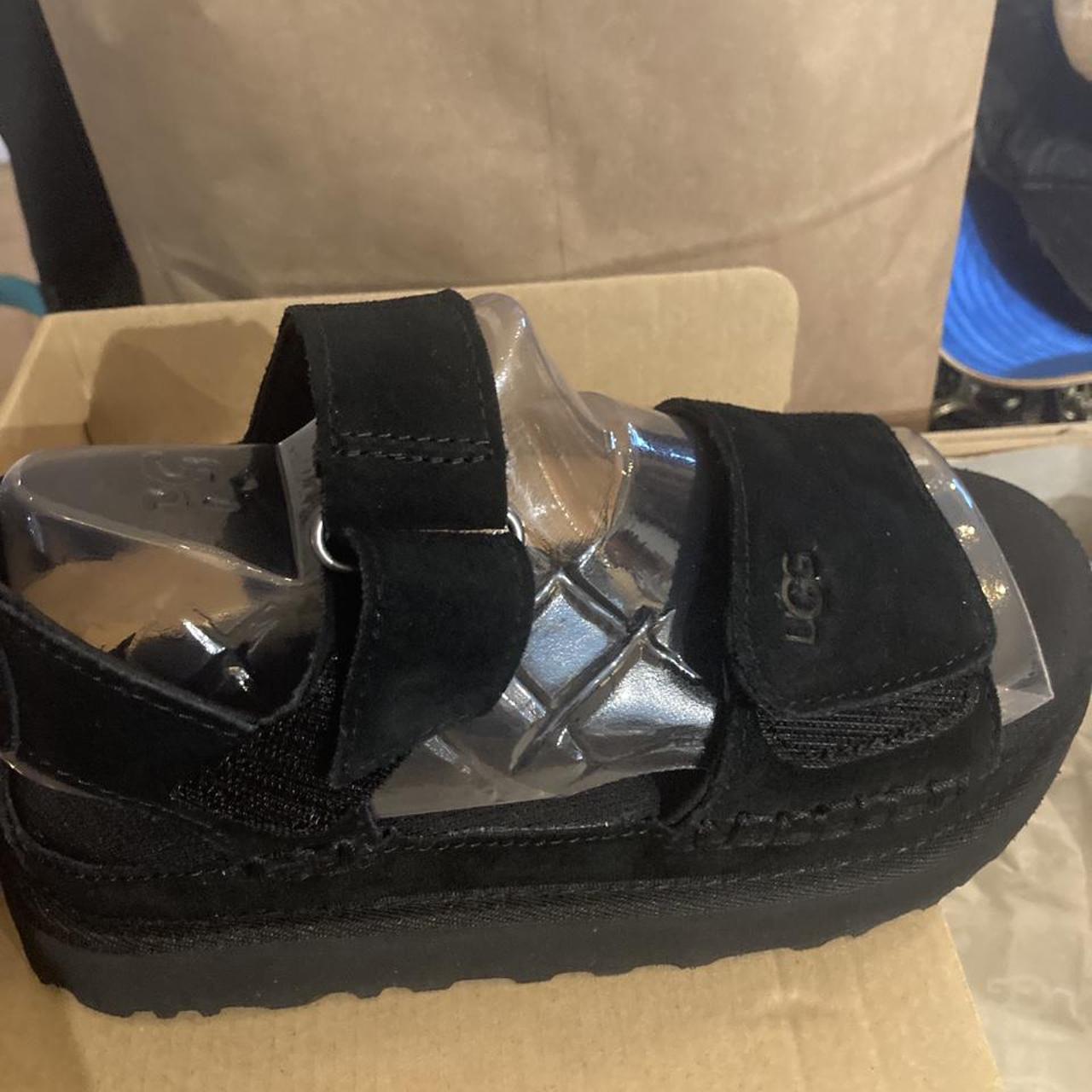 ugg sandals size 5