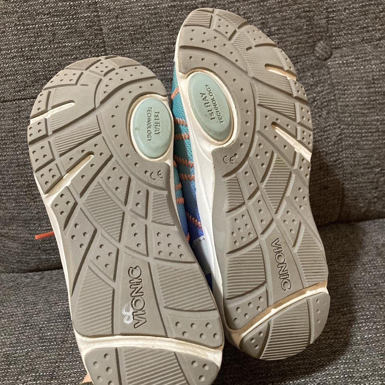 vionic alliance walking sneaker