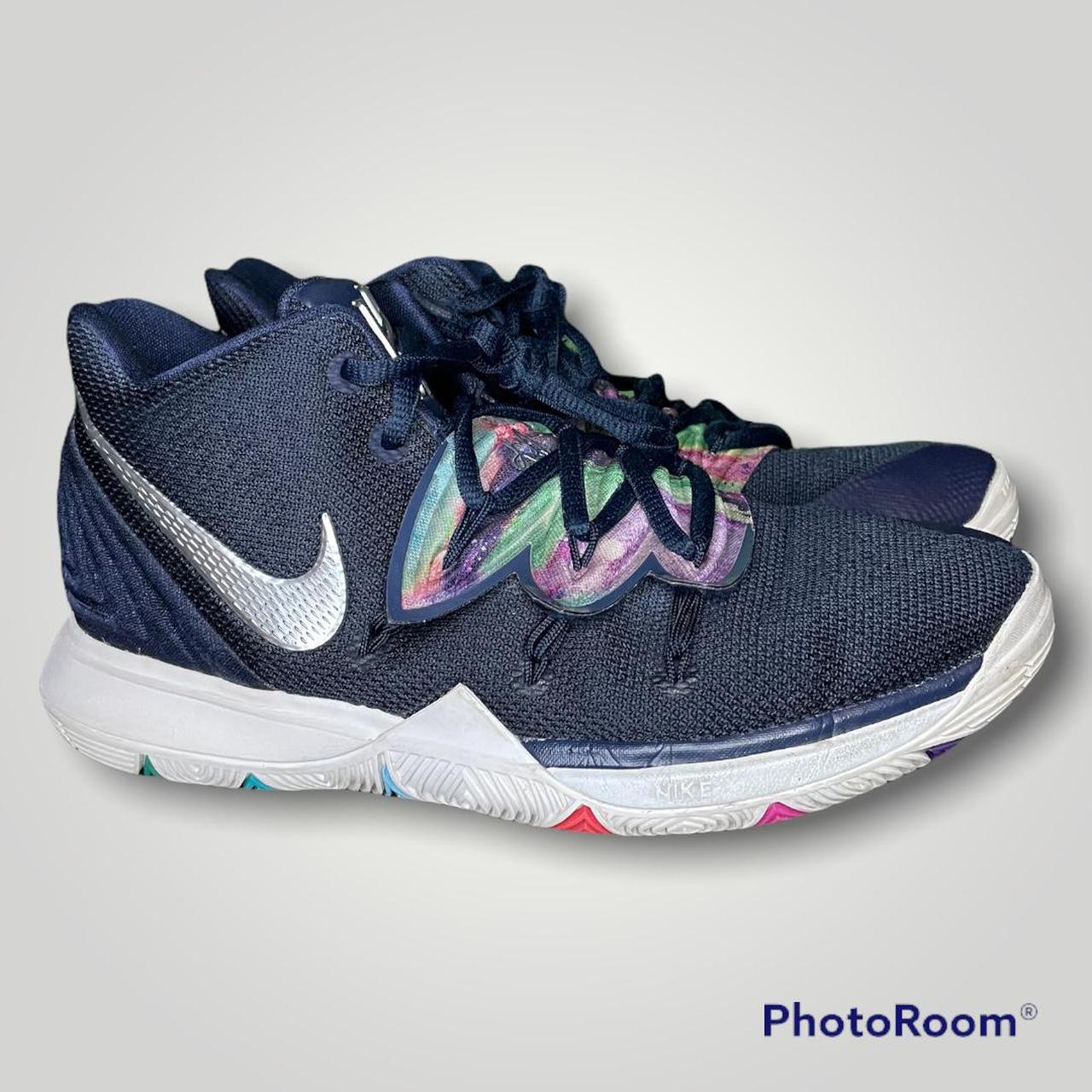 Nike pink and navy blue size hotsell 5y