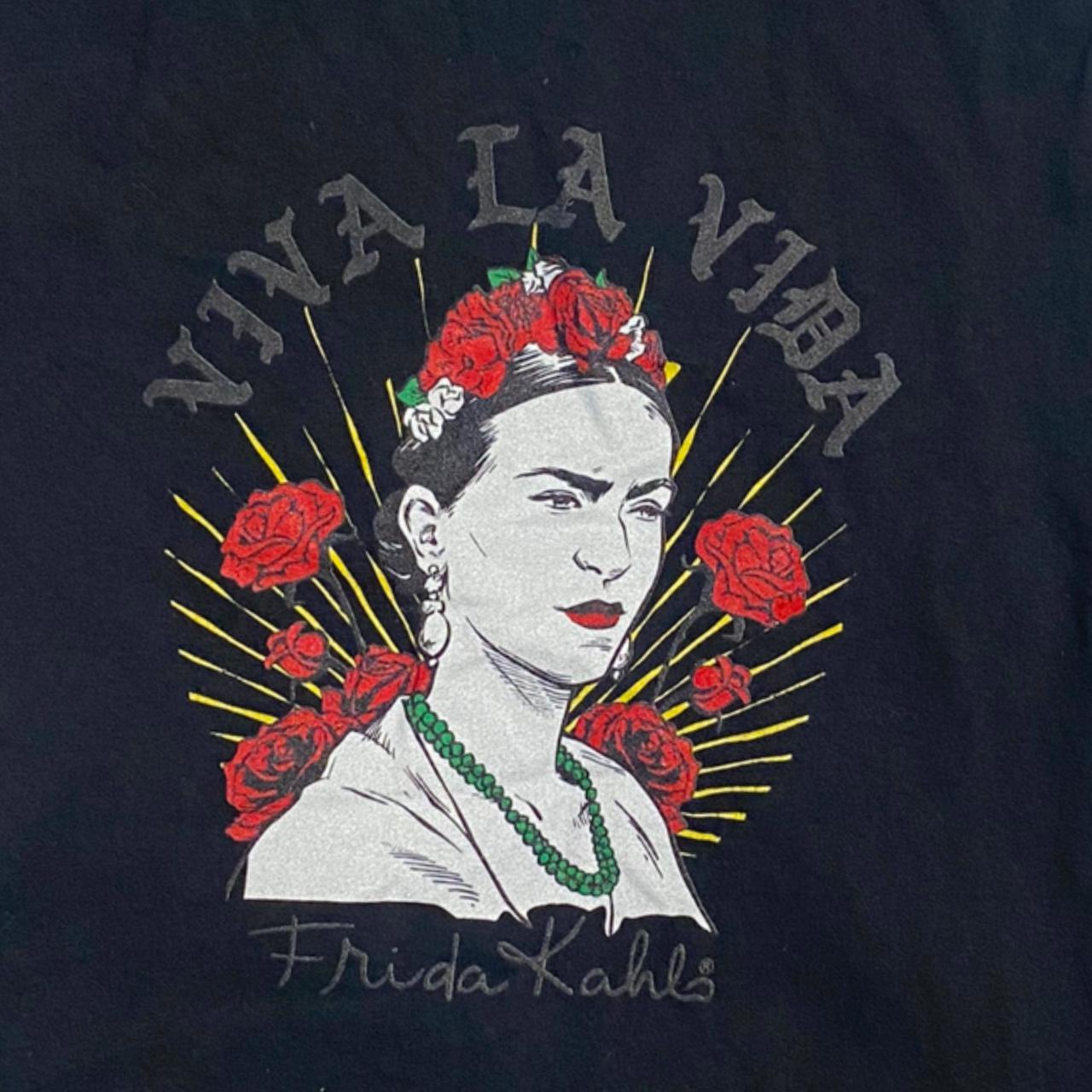 Frida Kahlo Viva La Vida Tank top Size large Black/... - Depop