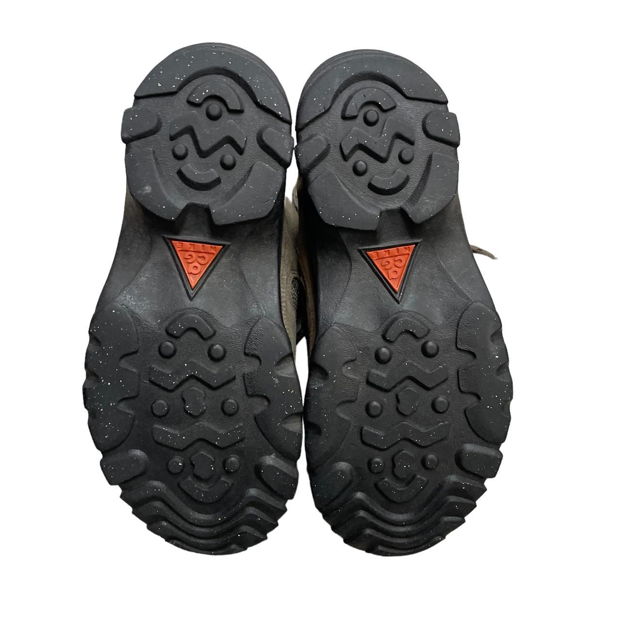 acg nike hiking boots