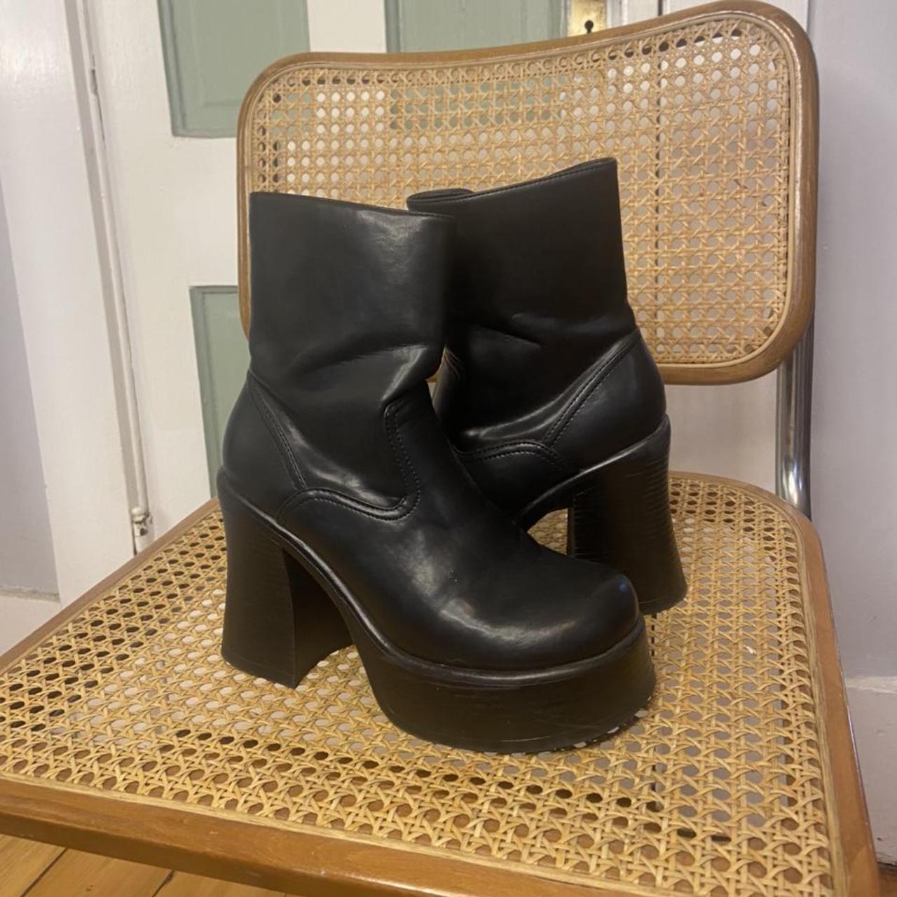 clarks ladies black boots