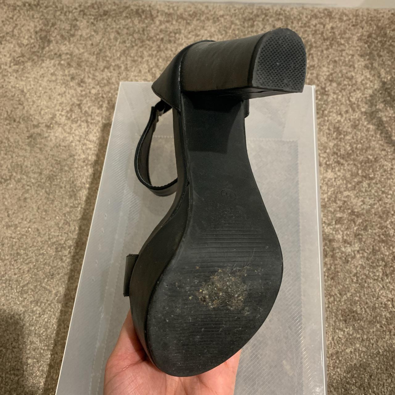 Novo ‘Los Angeles’ Black heels - Size 6 - Worn but... - Depop