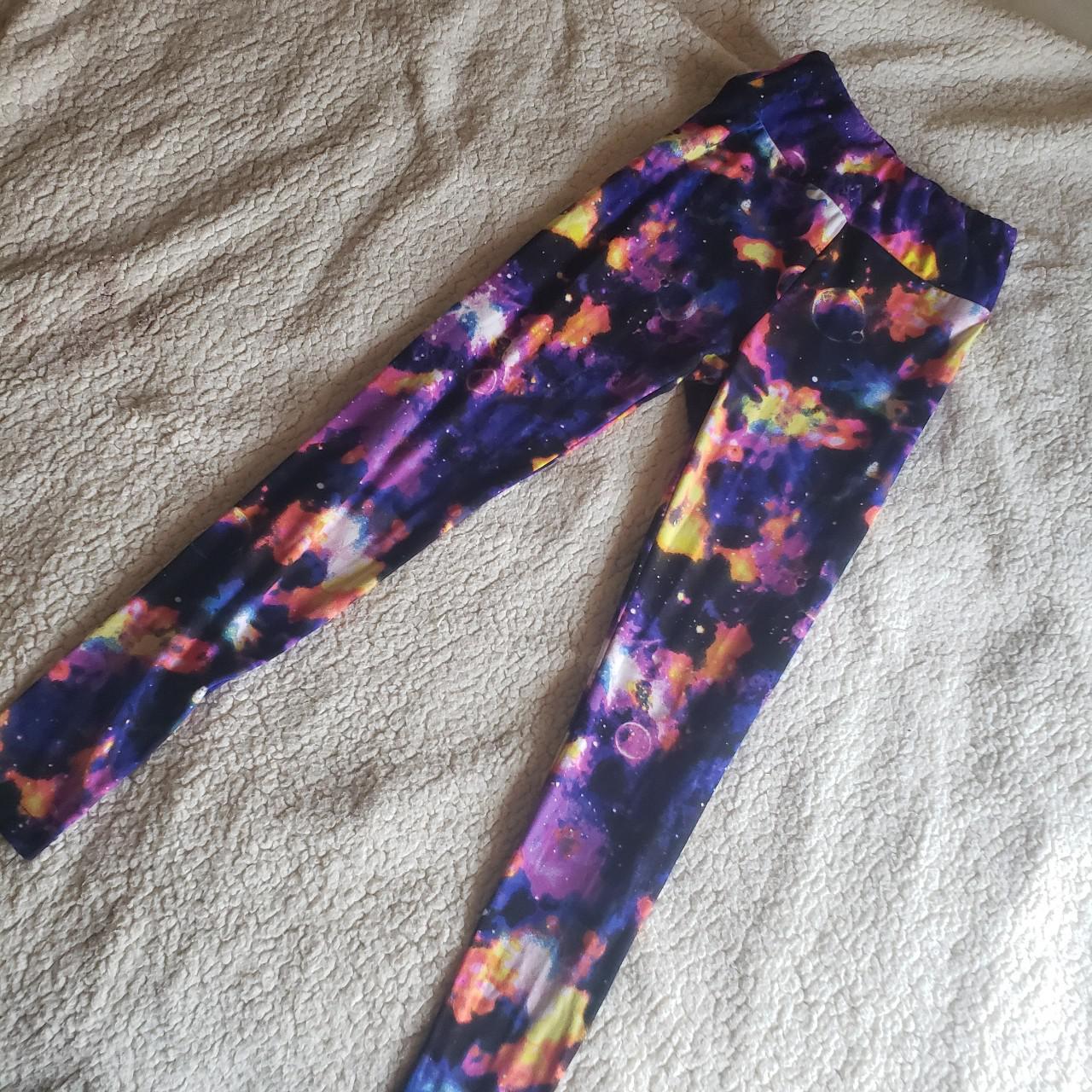Galaxy Print Leggings - size Small - great condition - Depop