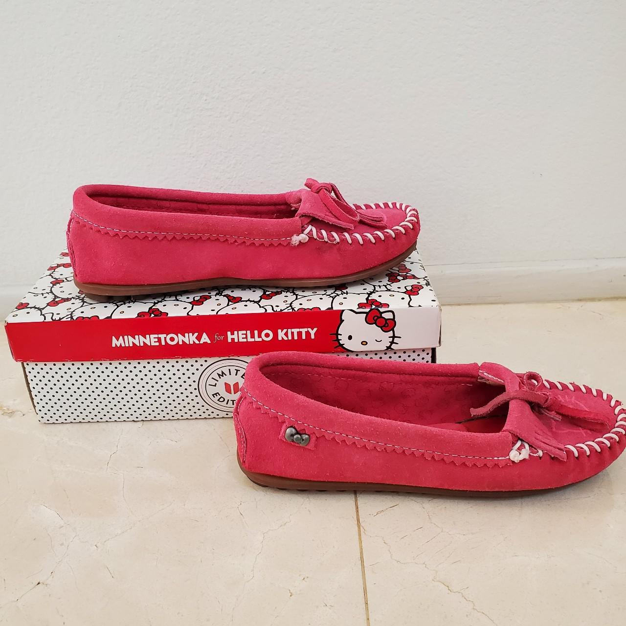 Review Minnetonka Kitty Minnetonka Kilty Hardsole Pink Moccasins