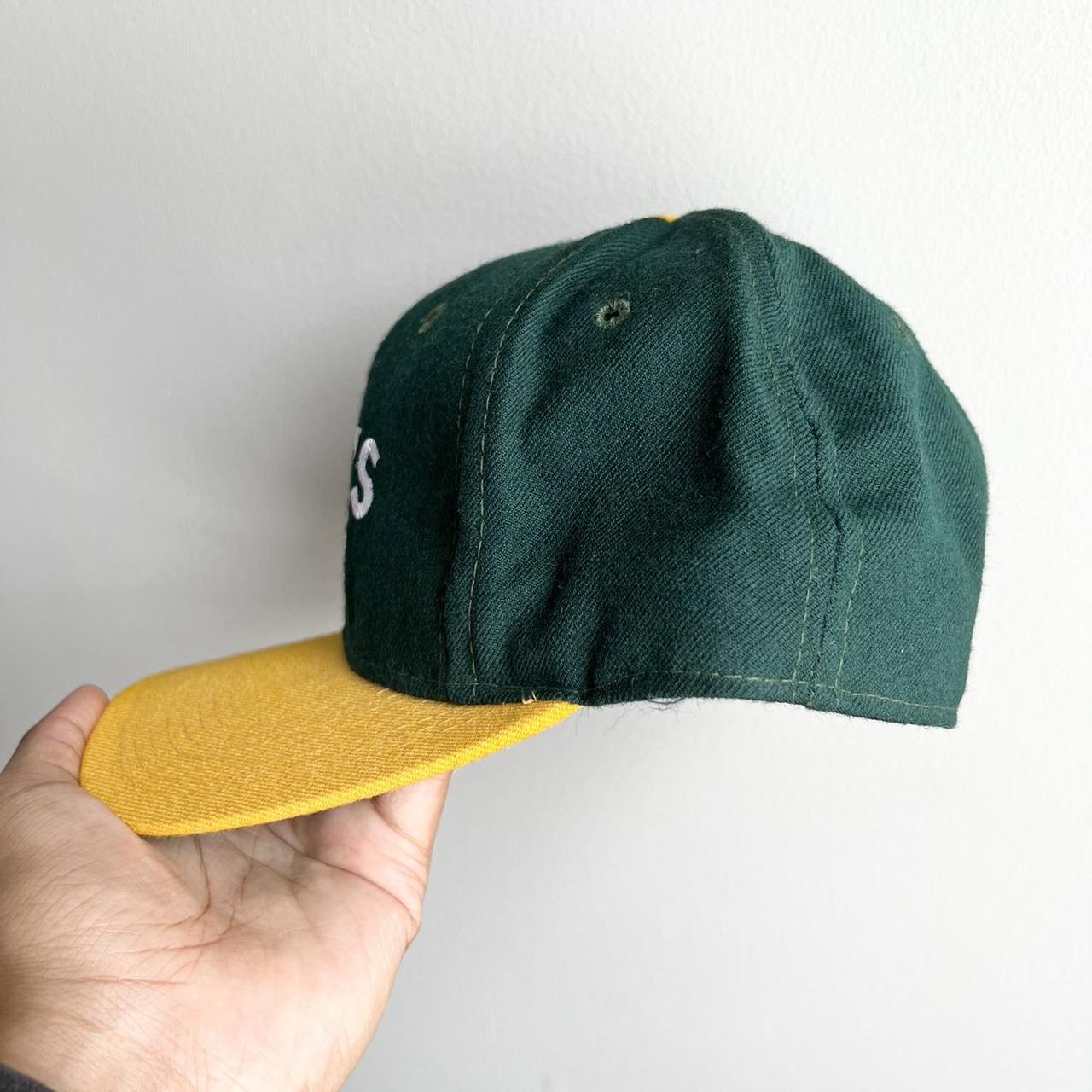 Oakland A's MLB Vintage Sports Specialties Fitted Hat