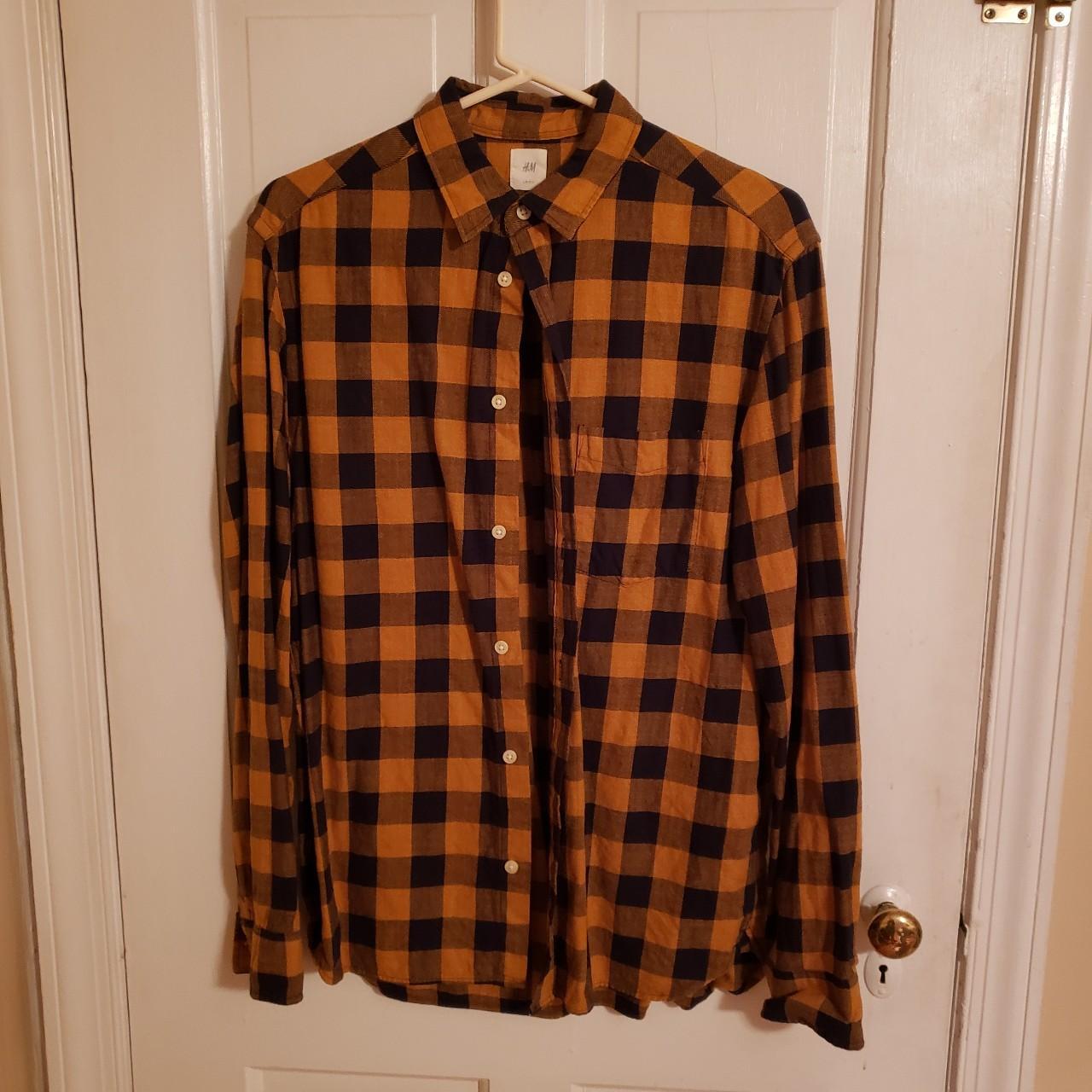 Men's Yellow Flannel FREE SHIPPING! H&M brand size... Depop