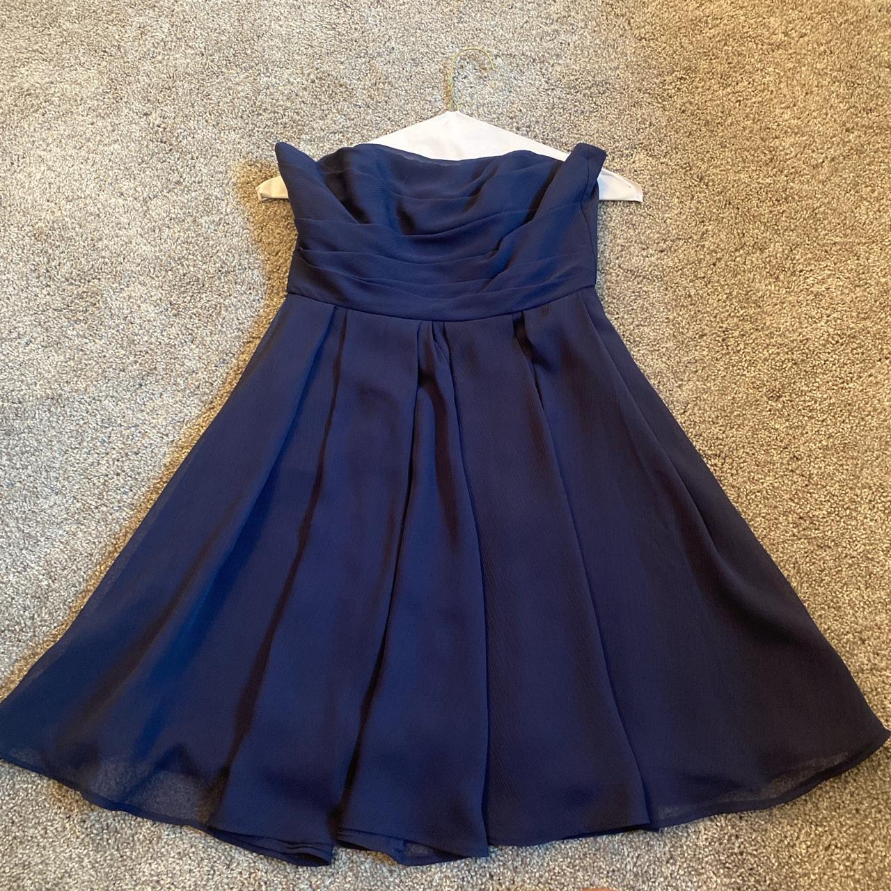navy blue dress (middle one in pic!) - Depop
