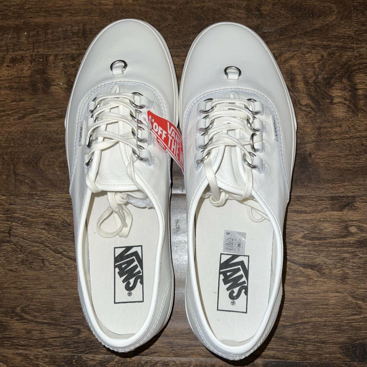 vans leather authentic hardware