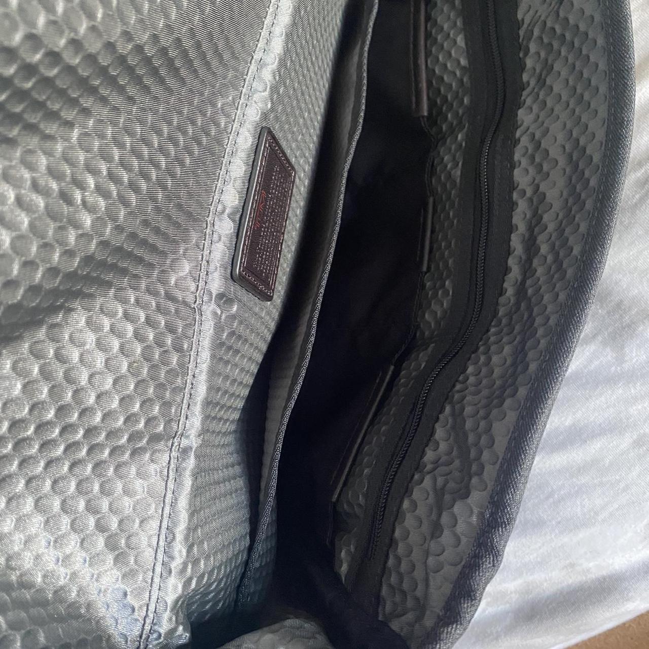 Product Image 3 - Tumi Messenger Bag

Like new condition

Lots
