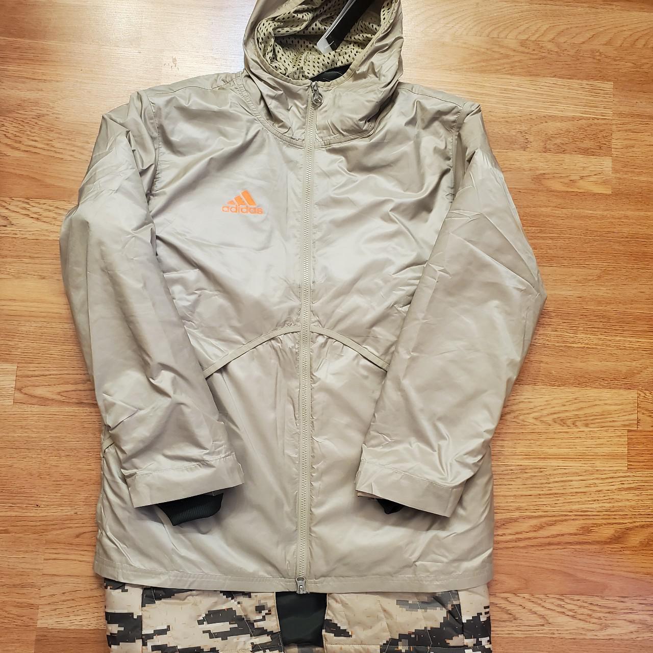 Tan store adv windbreaker