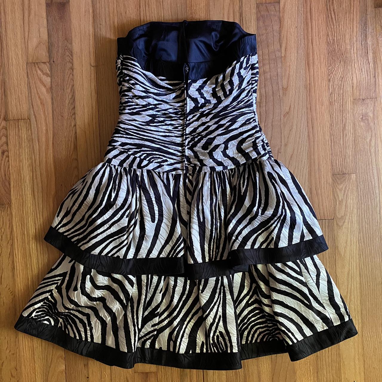 90s 1991 “AJ BARI” black and white ZEBRA stripe... - Depop