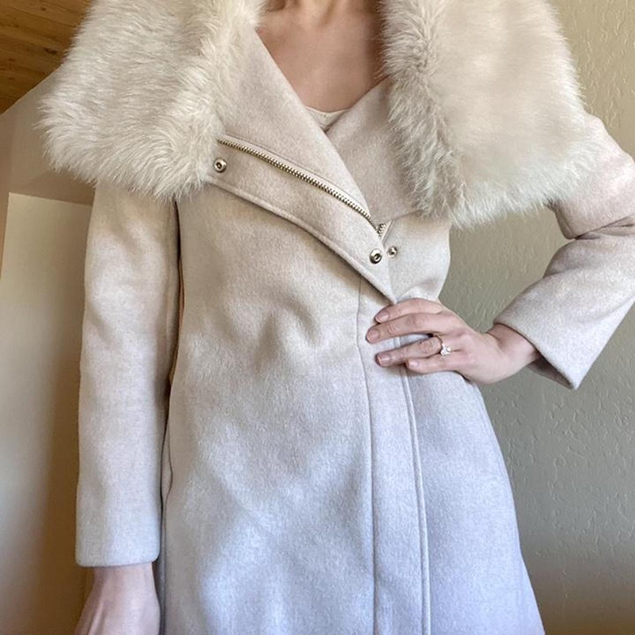 Club monaco 2024 fur coat