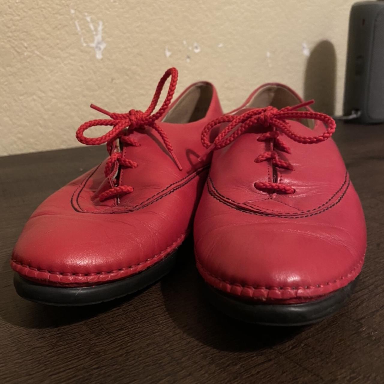 Leather vintage red shoes - Depop