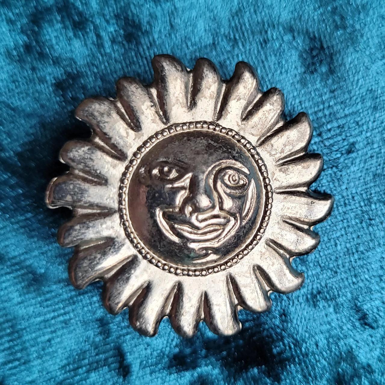 Product Image 2 - Celtic sun pin 🌞 

Vintage-70s