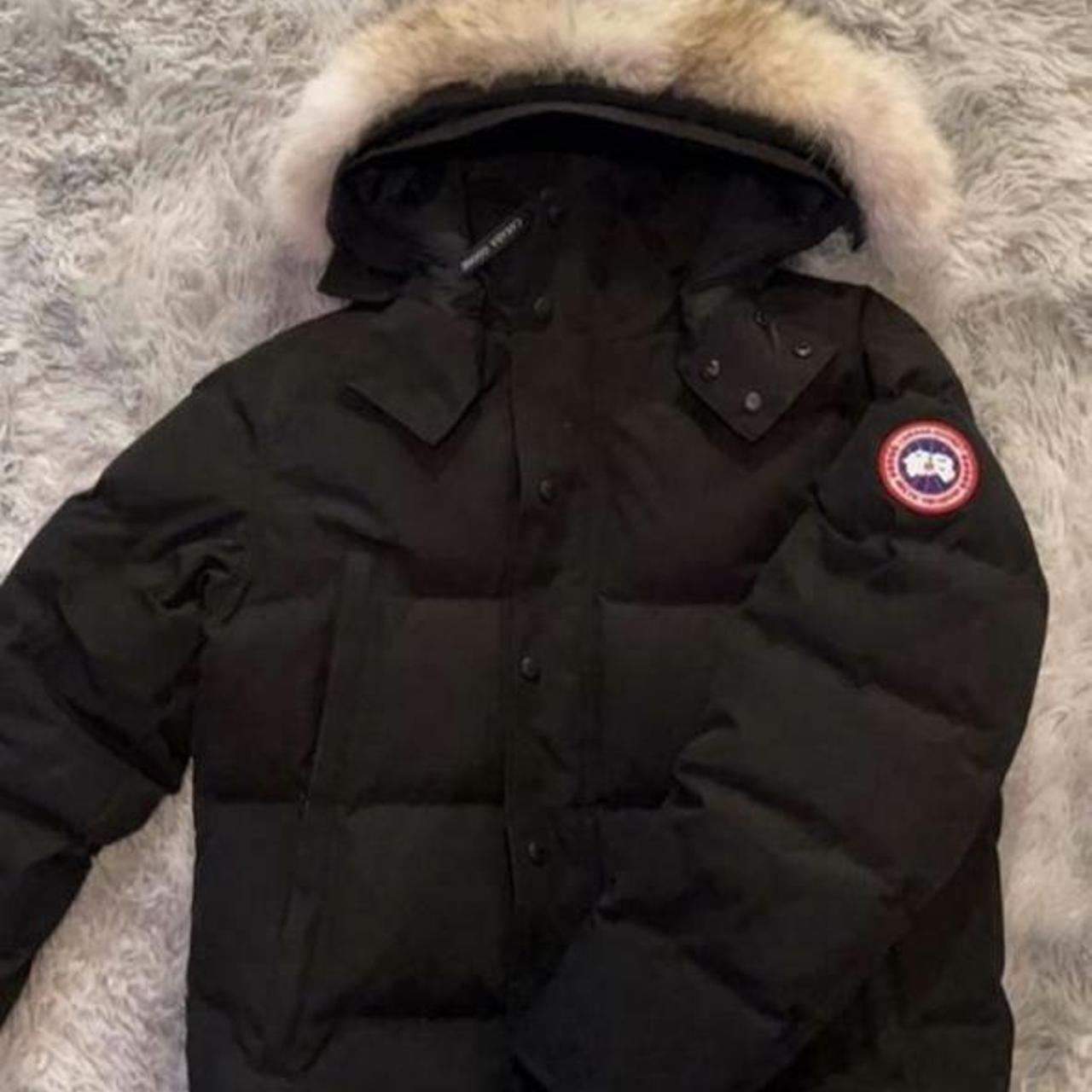 Canada goose wyndham fusion fit - Depop