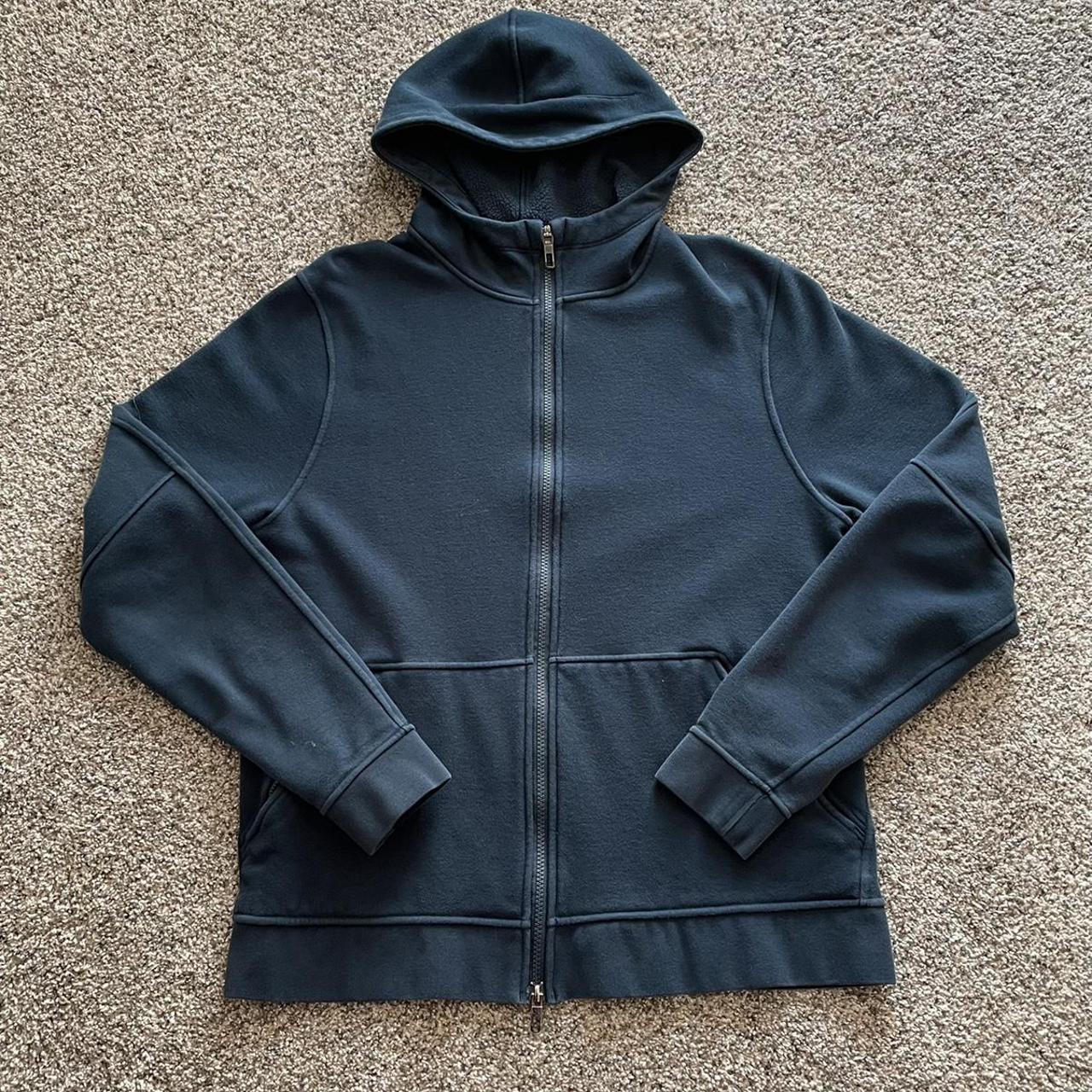 Lululemon zip up hoodie size large - Depop