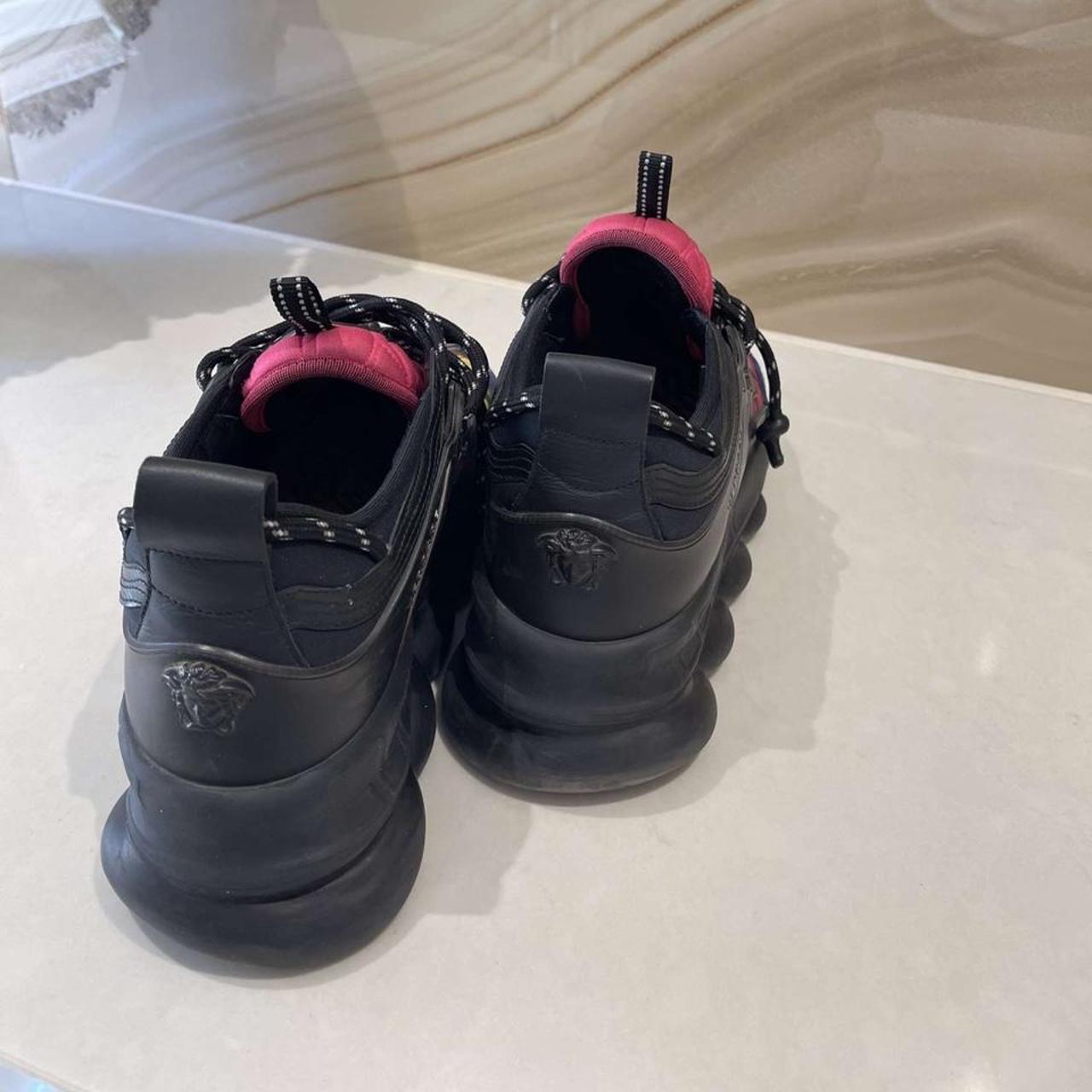 versace chain react