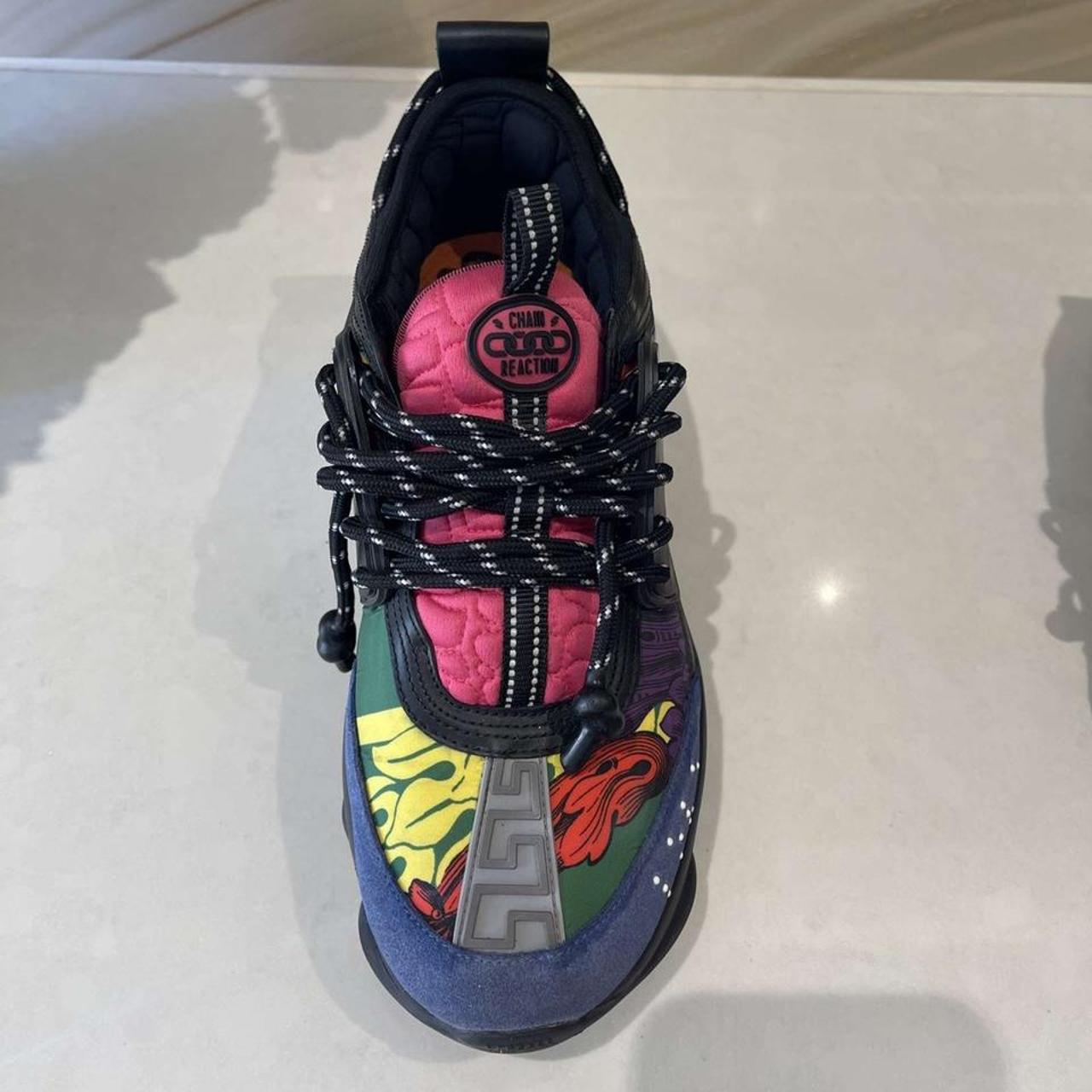 versace chain react