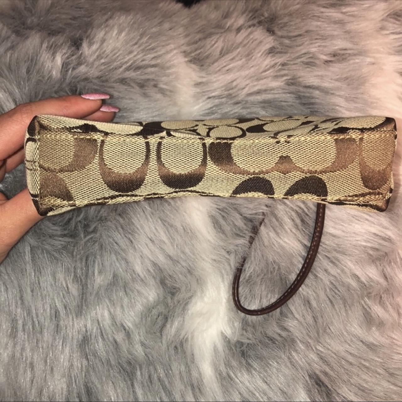 Vintage Coach Wristlet 👛 10/10 condition. Perfect - Depop