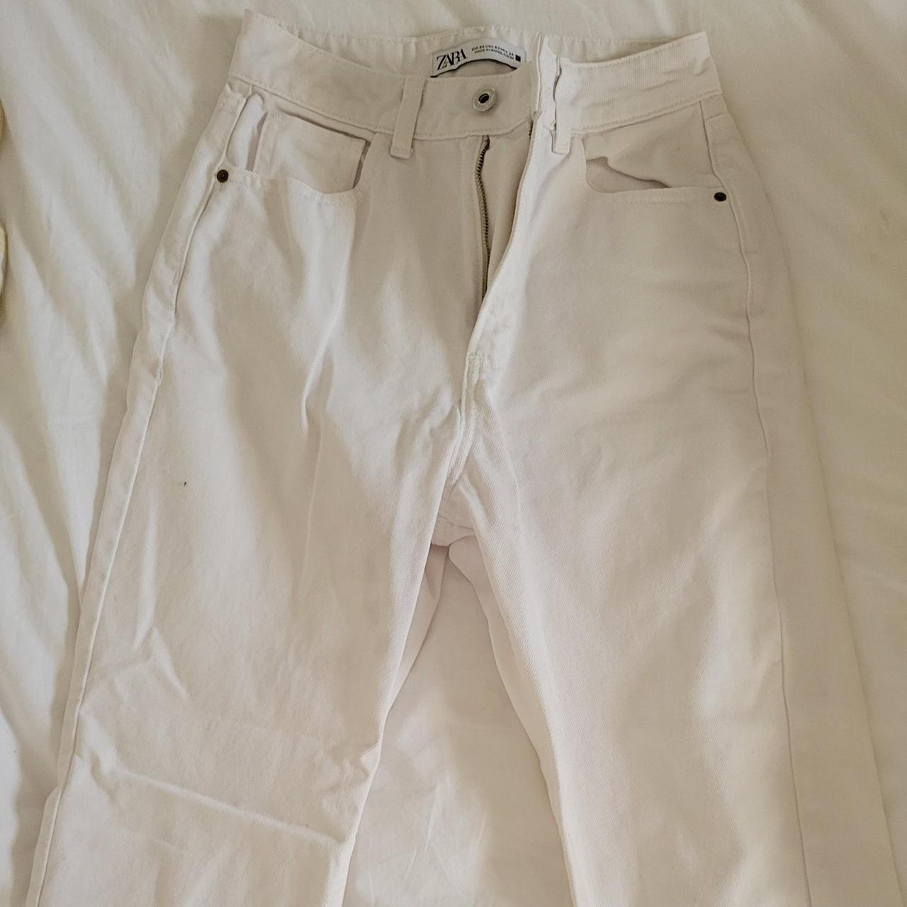 Zara White Mom Jeans Size US 2, EUR 34 Only worn... - Depop