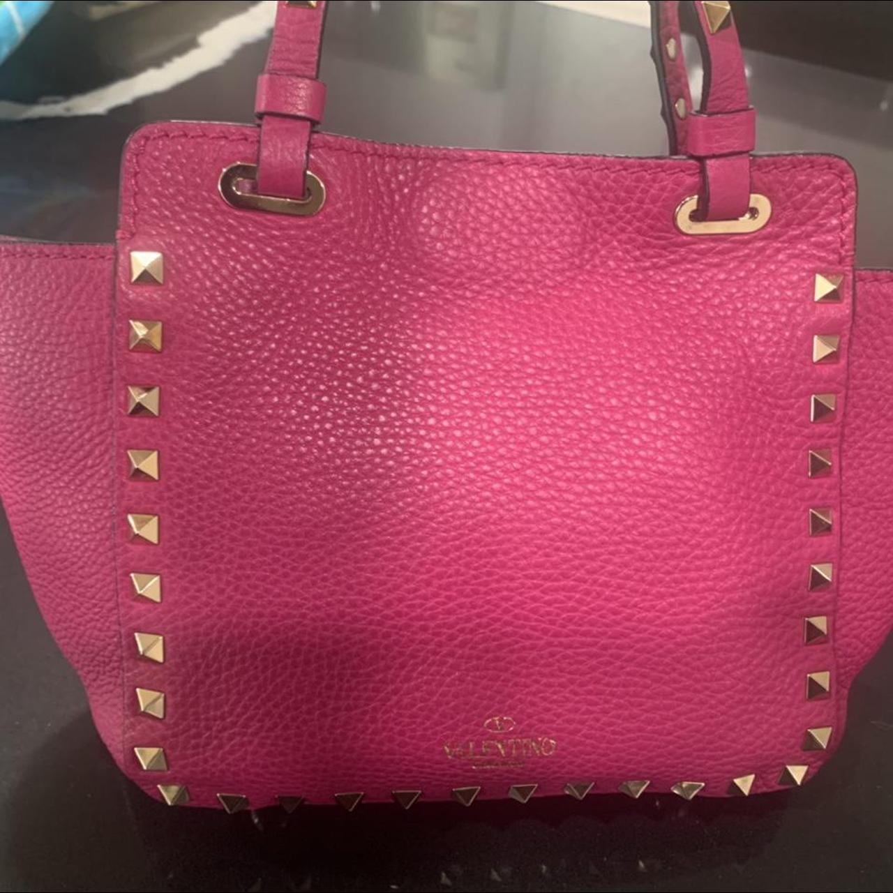 Valentino tote bag Barely used Looking for a quick - Depop