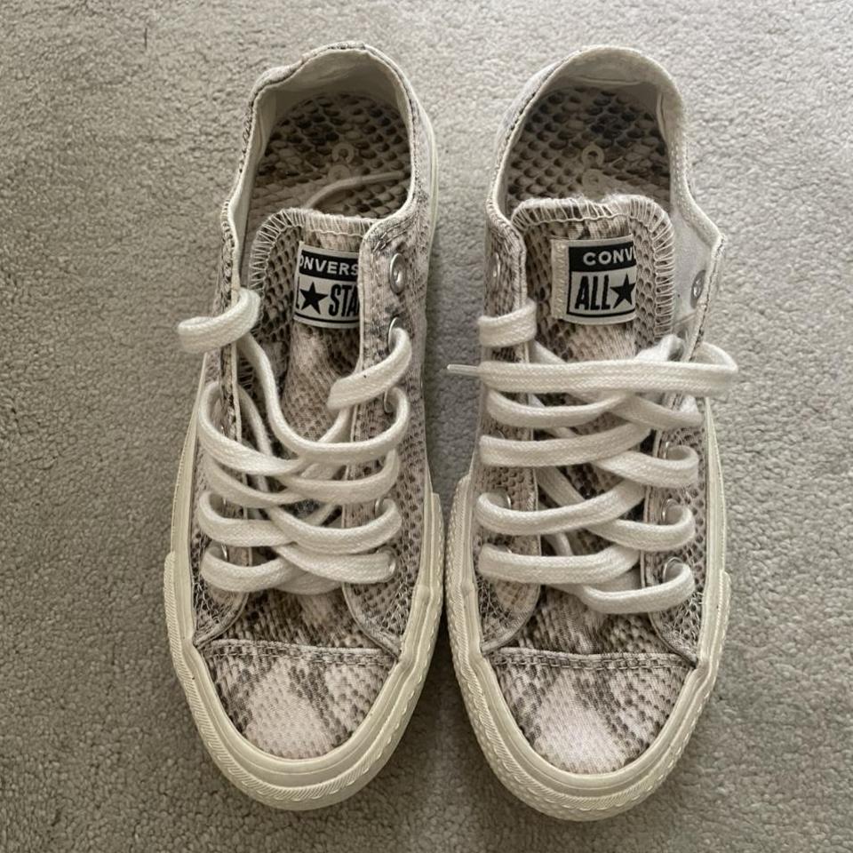 Snake print sale platform converse