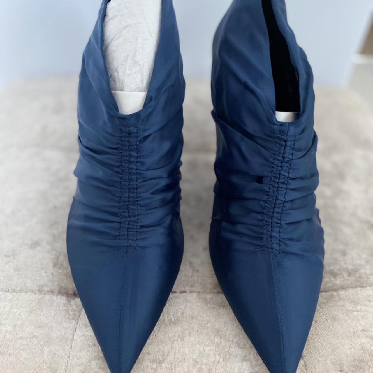 Zara Women's Boots Depop