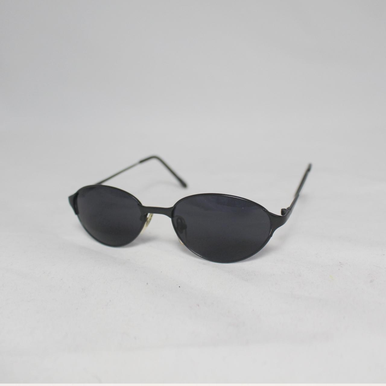 Women's Black Sunglasses | Depop