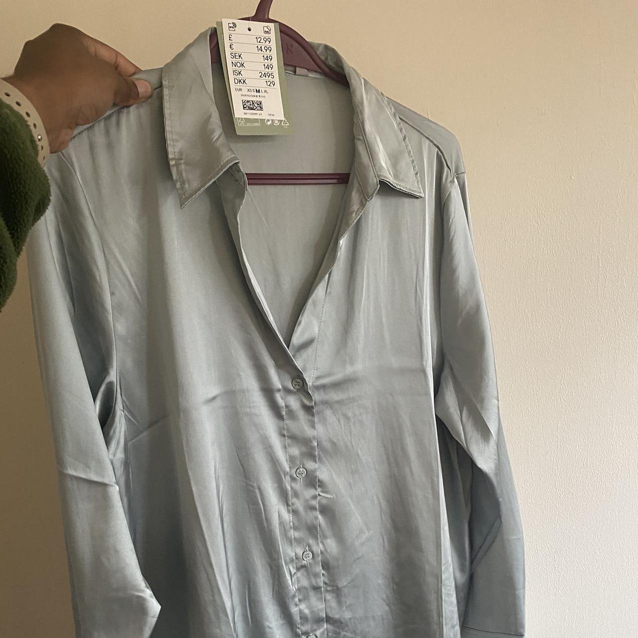 H&M Women's Green Blouse | Depop