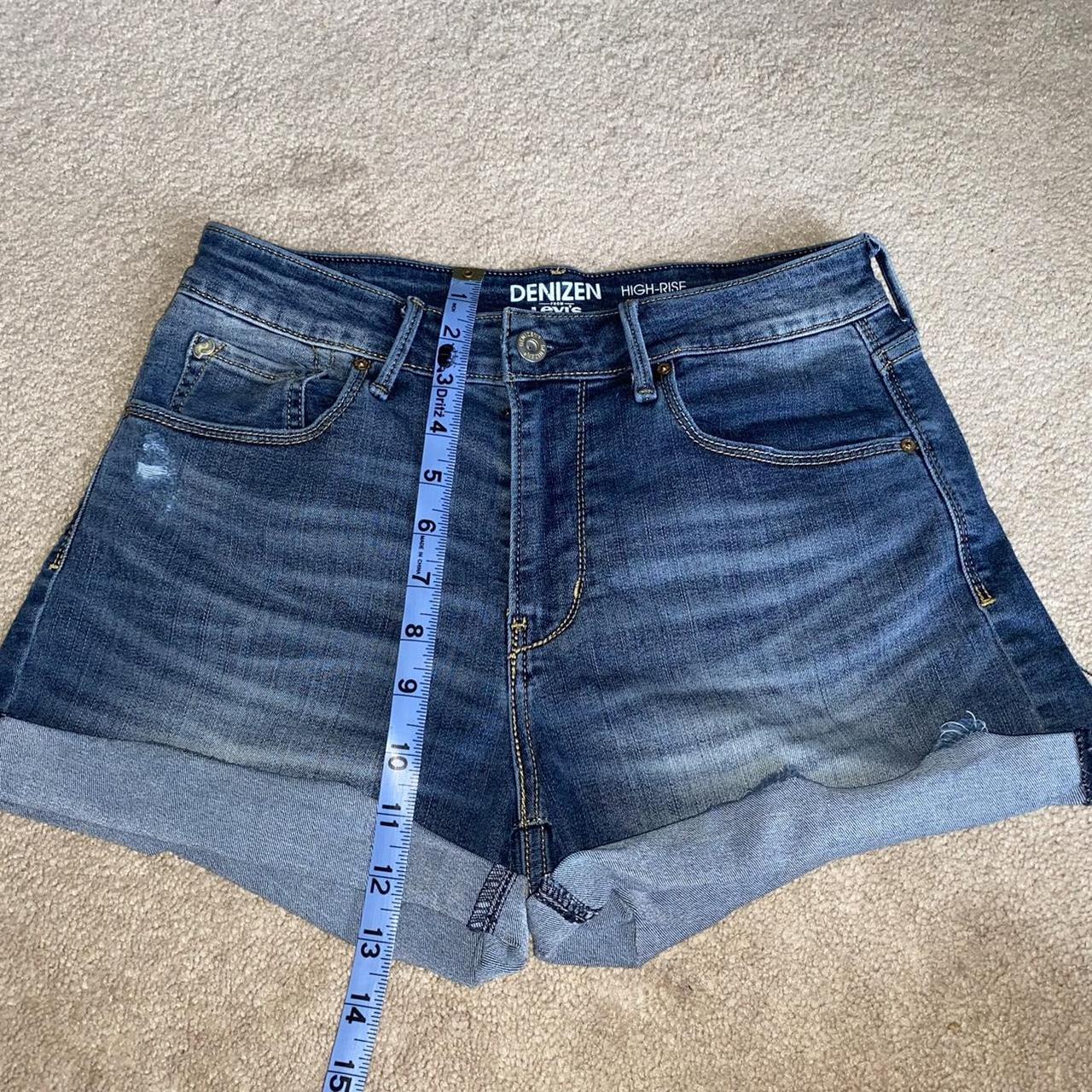 Levi’s Denizen High Rise Denim Shorts Size 4 27”... - Depop