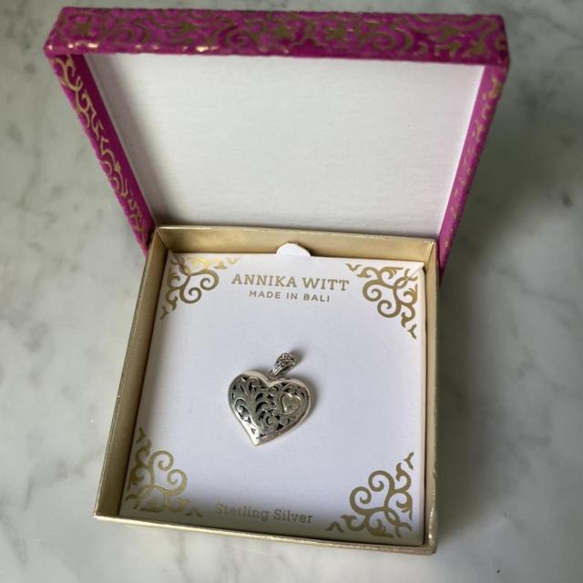 Annika Witt | Jewelry | Annika Witt Sterling Silver Quint Hearts Bracelet  Nwt | Poshmark