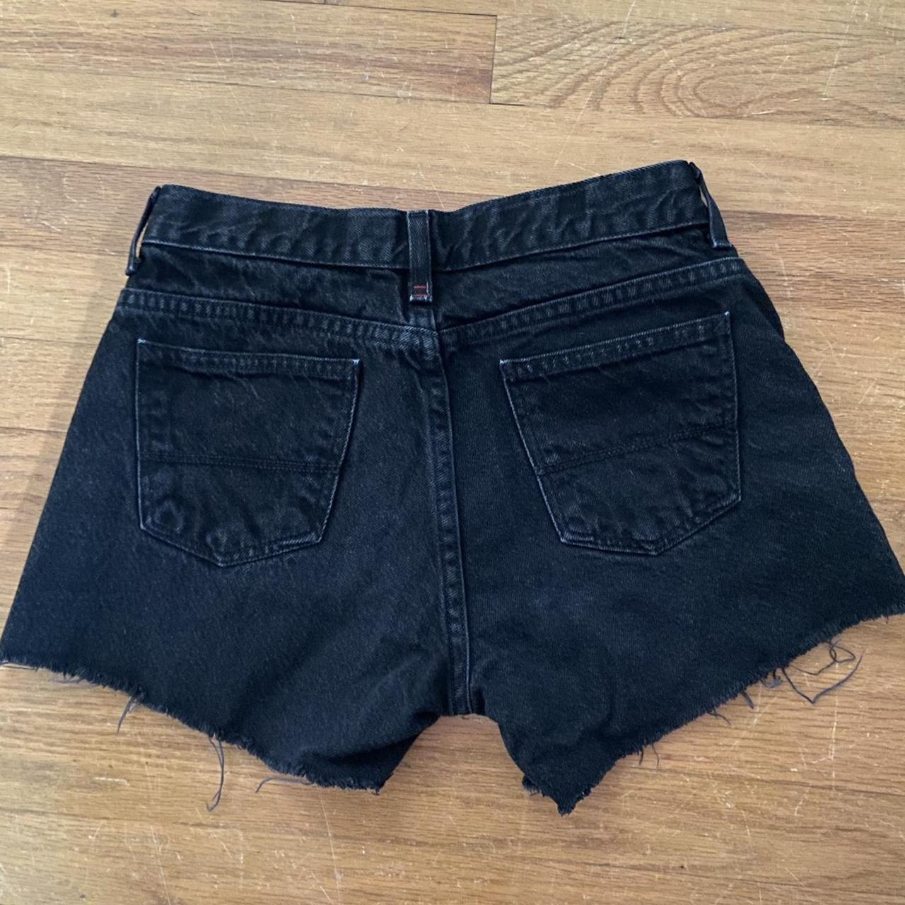 black arizona jean shorts 🫶 i'd say they fit a 24 or... - Depop