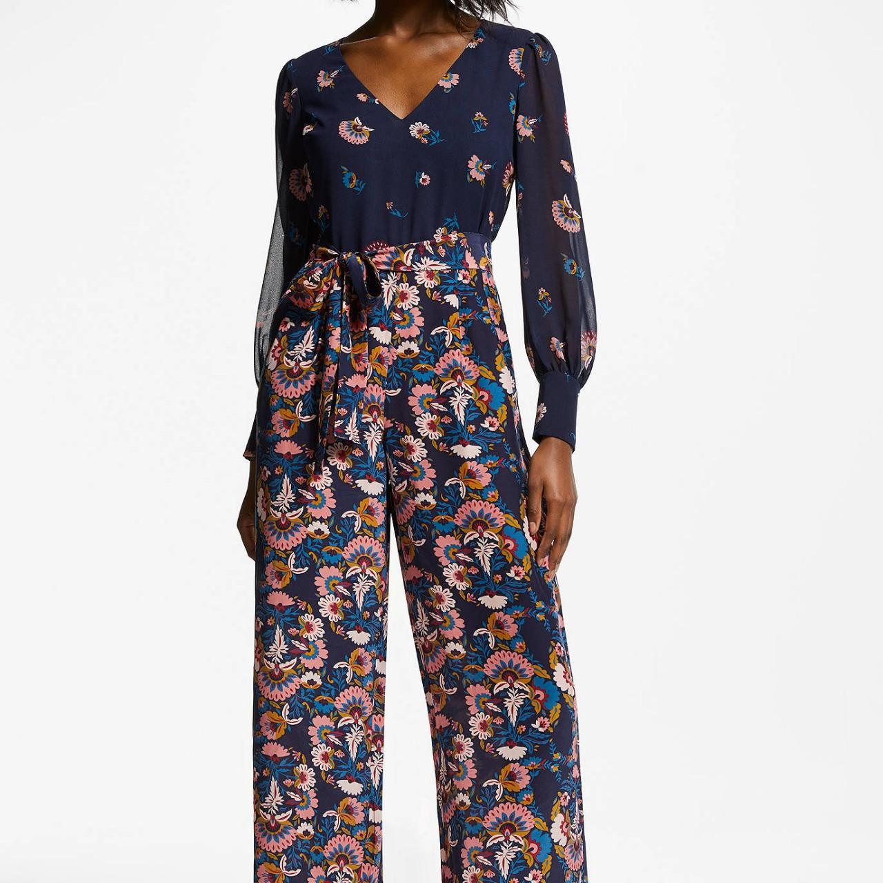 Size 12 Boden Belgrave jumpsuit in the design Navy