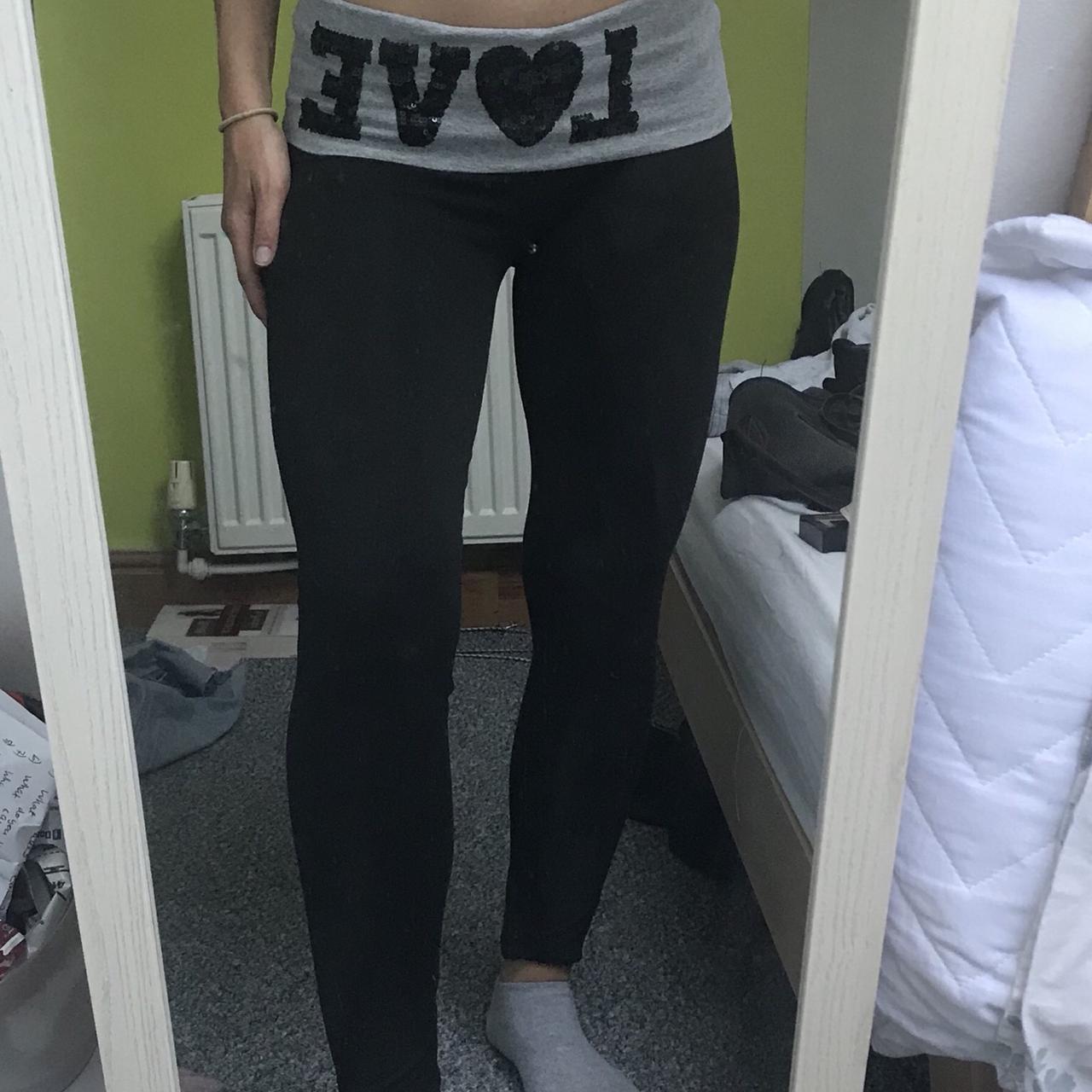 Super cute full length LOVE PINK yoga pants/leggings