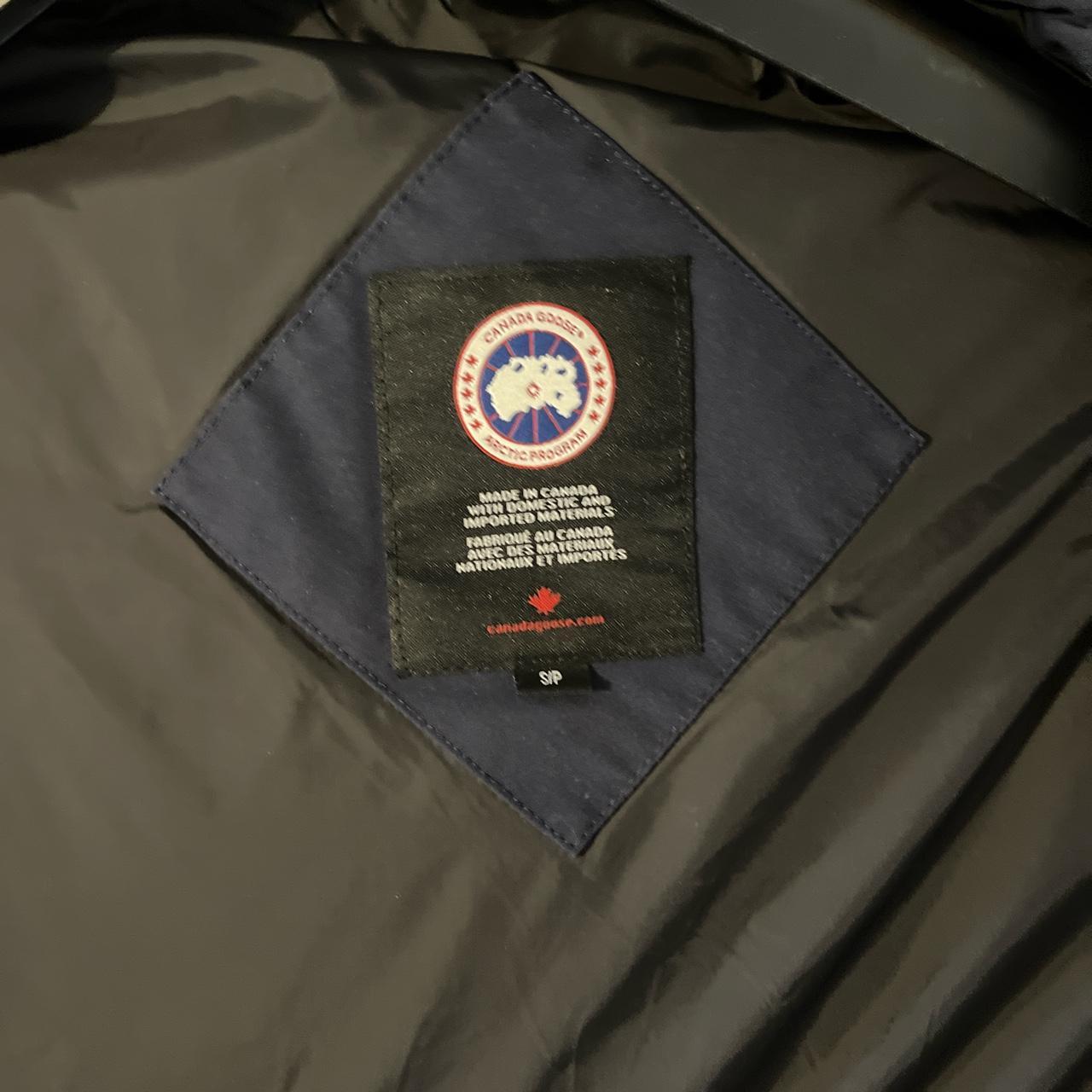 Canada goose gilet 9.5/10 condition been worn a... - Depop