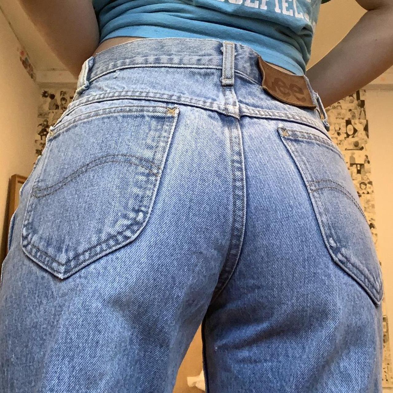 Vintage Lee’s high waisted straight leg jeans small... - Depop