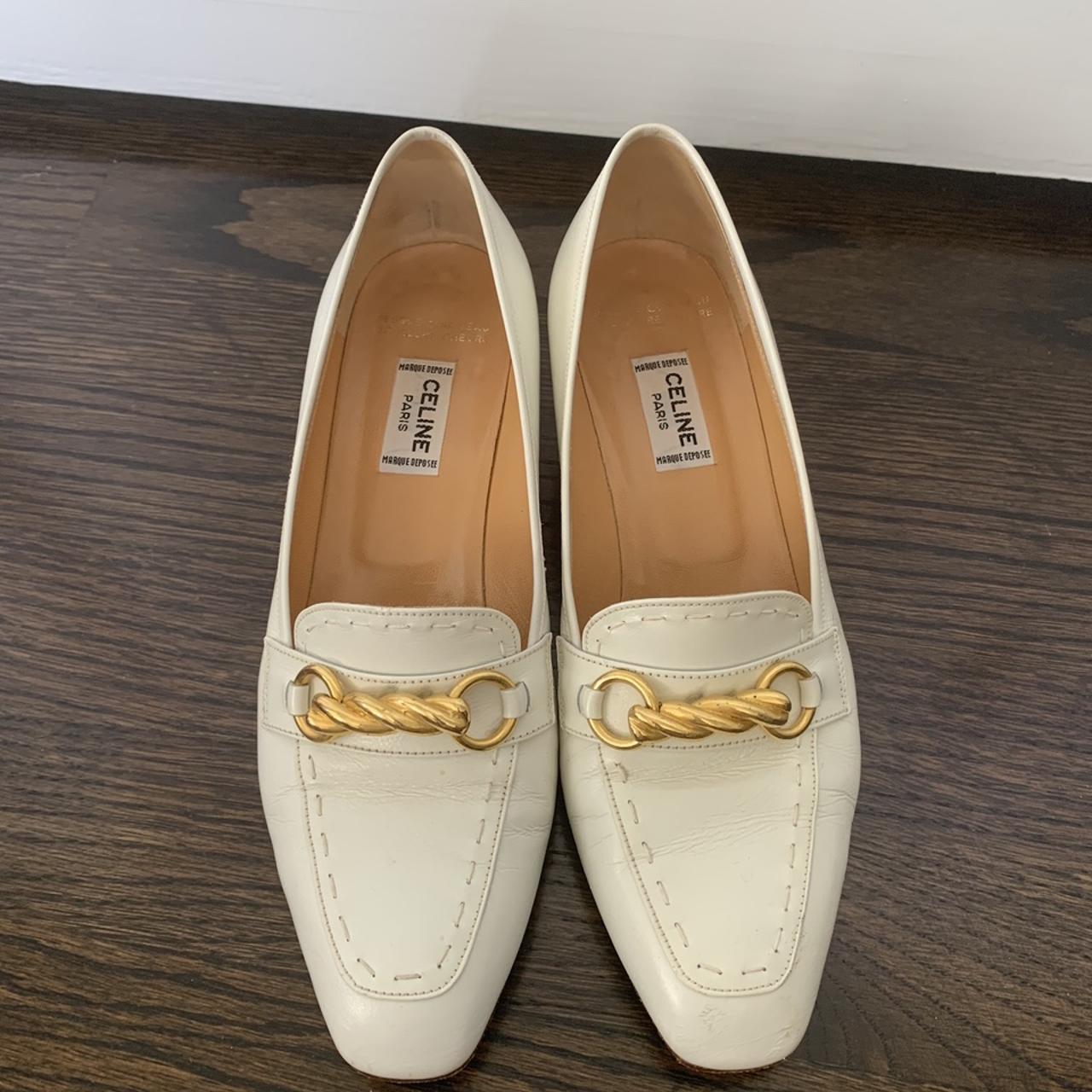 Celine Vintage Creamy White Patent Leather Gold Carriage Logo Flap Sho –  Amarcord Vintage Fashion