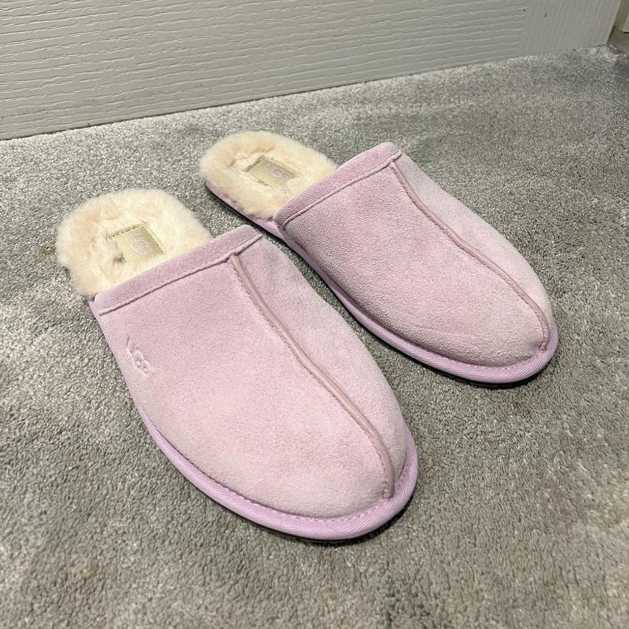 UGG Pearle Slipper Women’s Size 6. Colour: Lilac.... - Depop