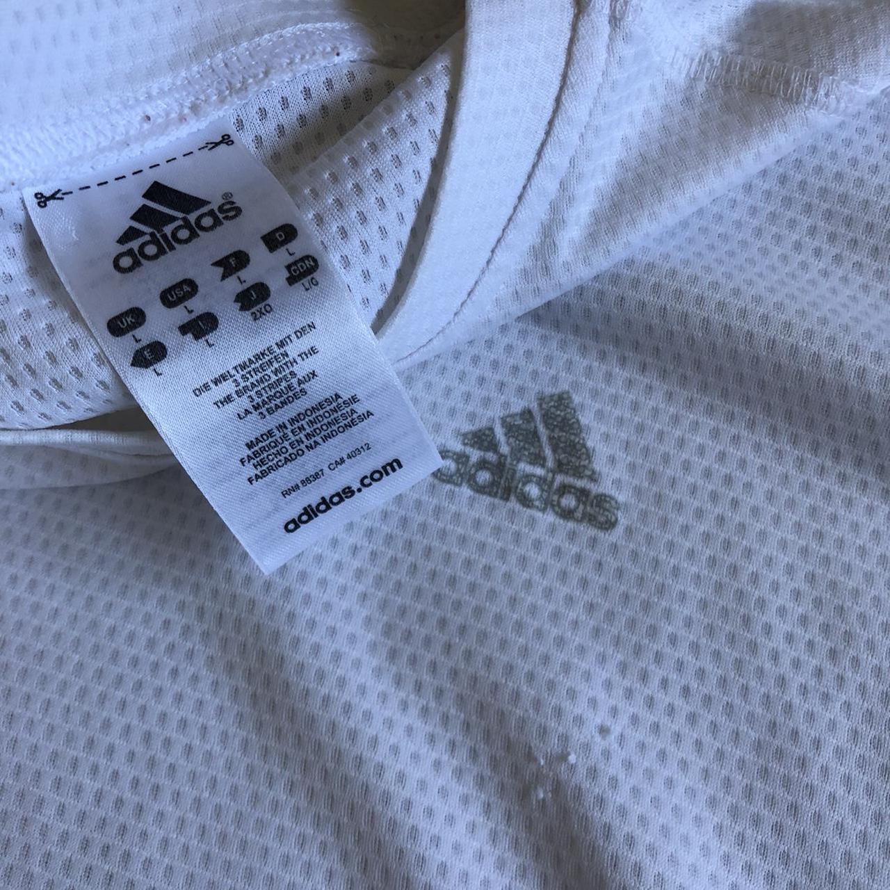 Adidas T-shirt⚪️⚫️ Early 2000’s Adidas tee. Classic 3... - Depop