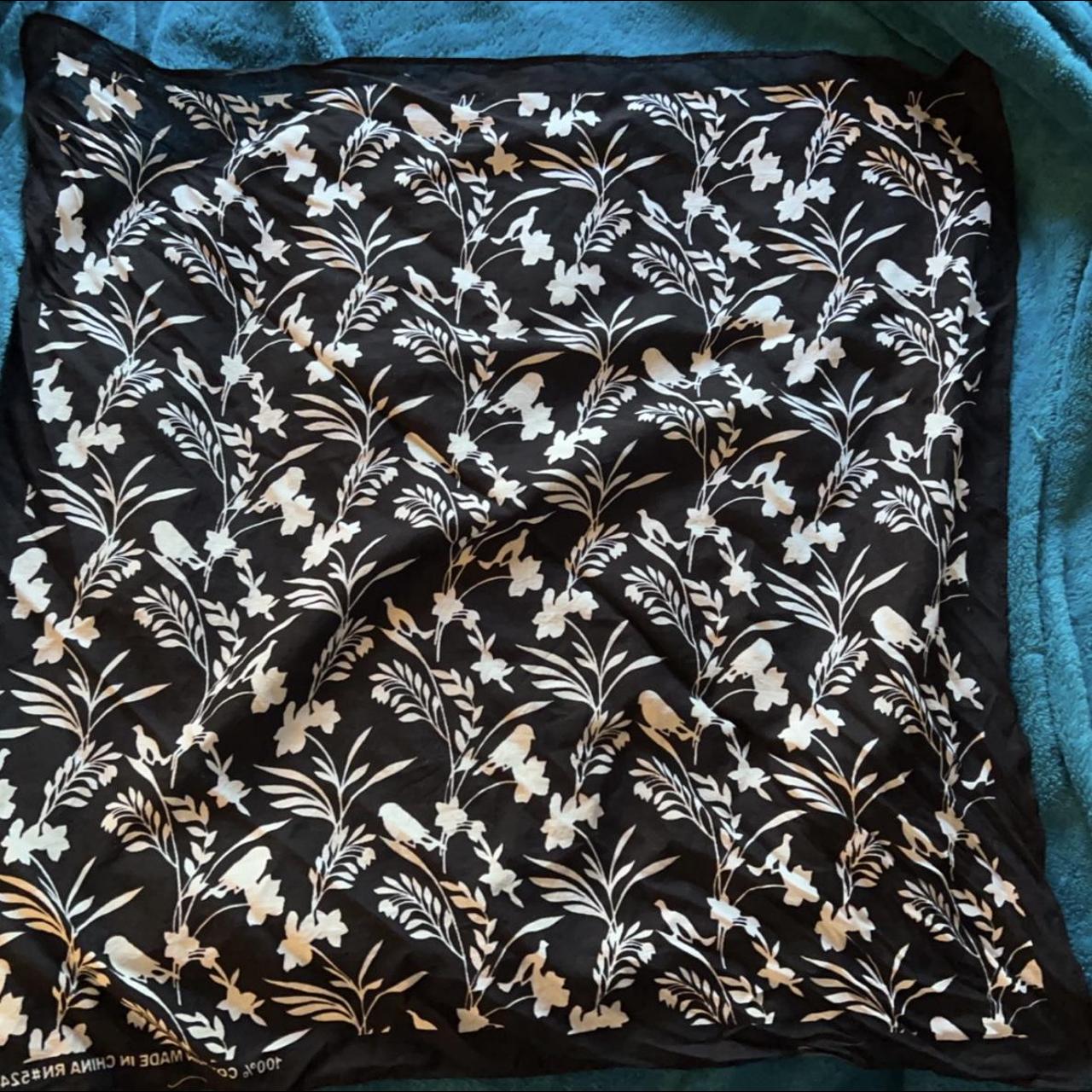 Bandana from Walmart worn once and didn’t care... Depop