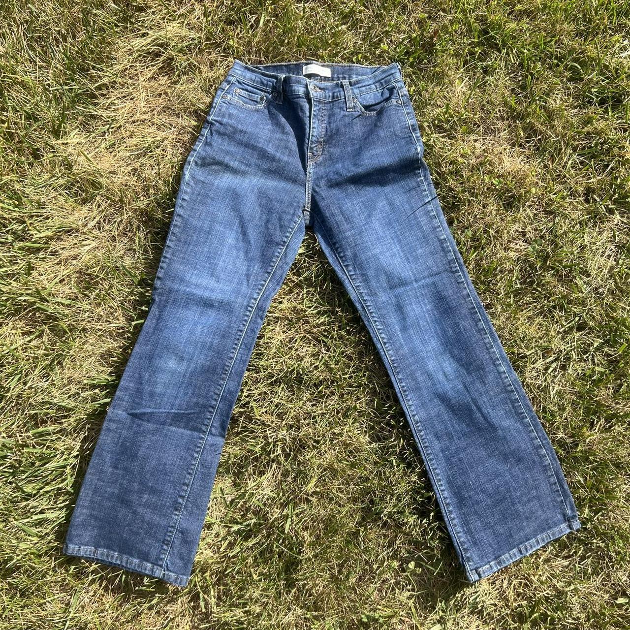 Levi's Men's Blue and Navy Jeans | Depop