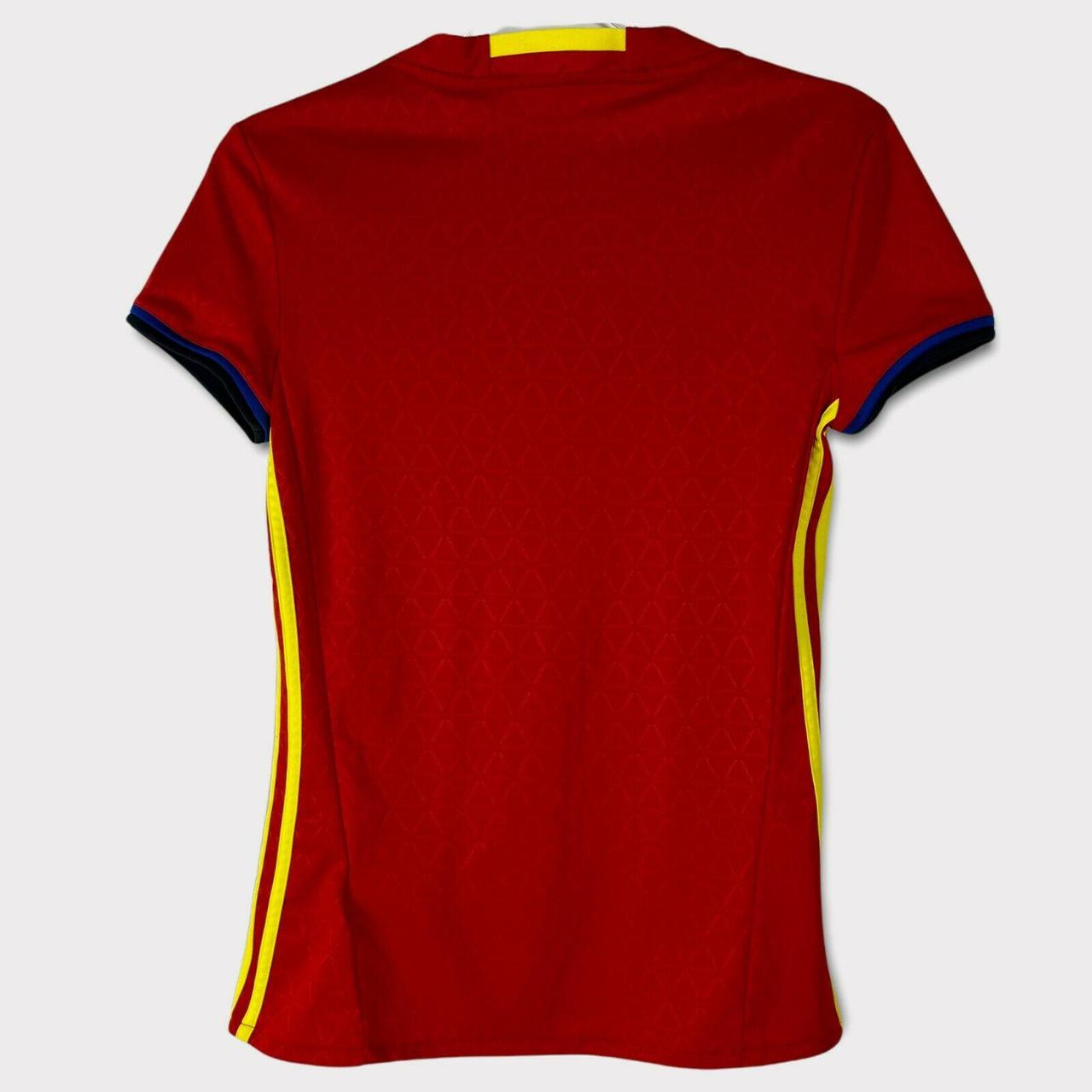 Product Image 3 - V-neck. Short sleeves. Ribbed cuffs