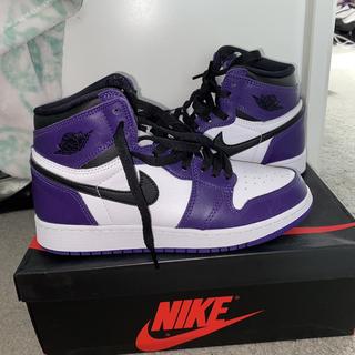 purple toes 1s