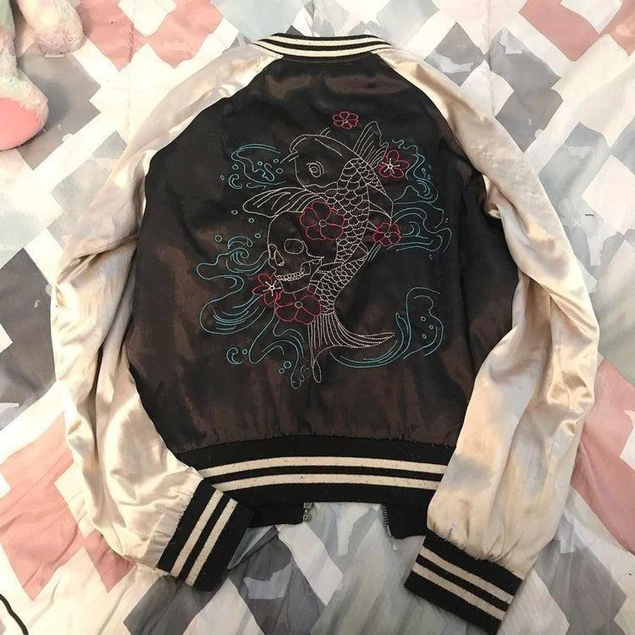 Hot Topic Women's Cream and Black Jacket | Depop