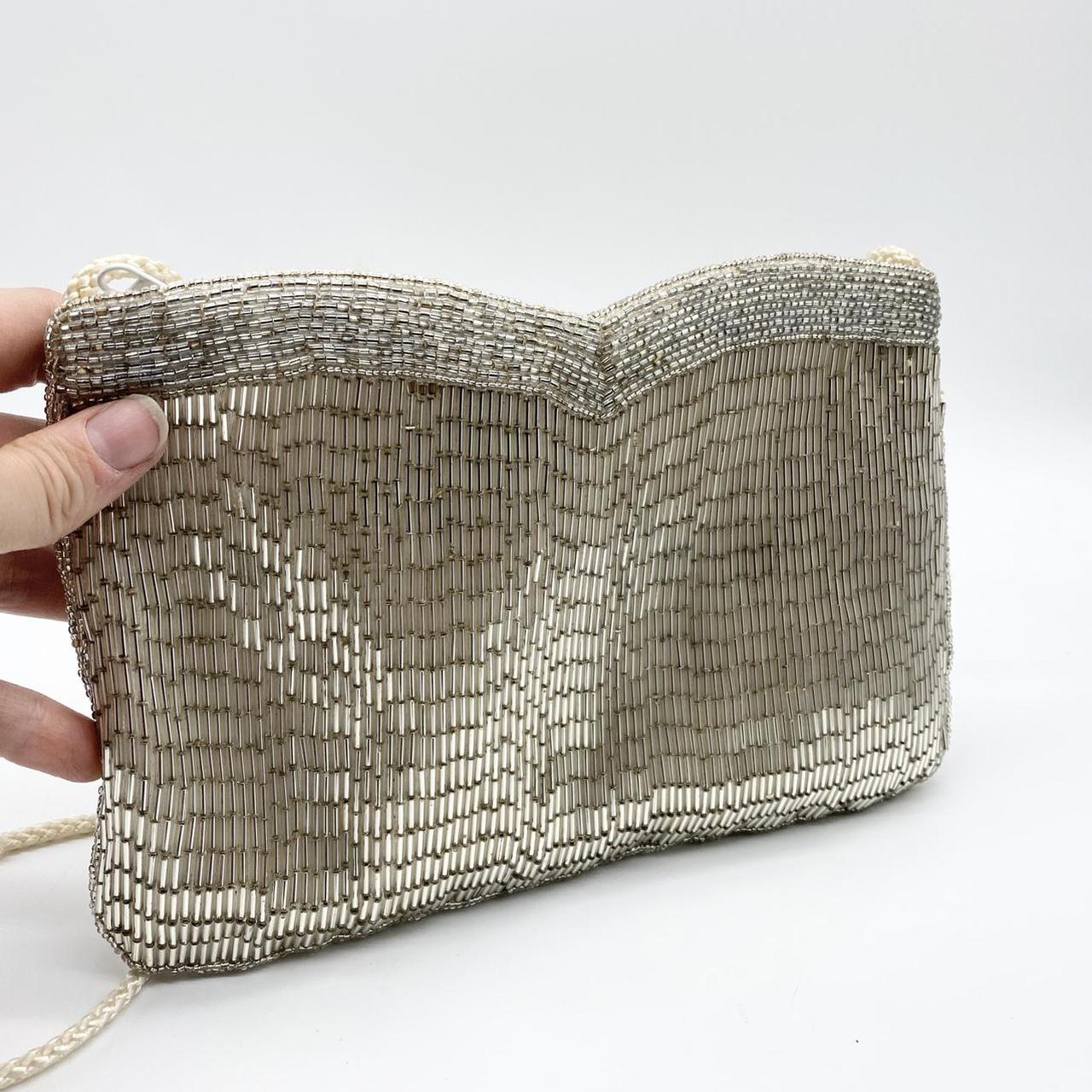 Product Image 2 - This vintage beaded bag is